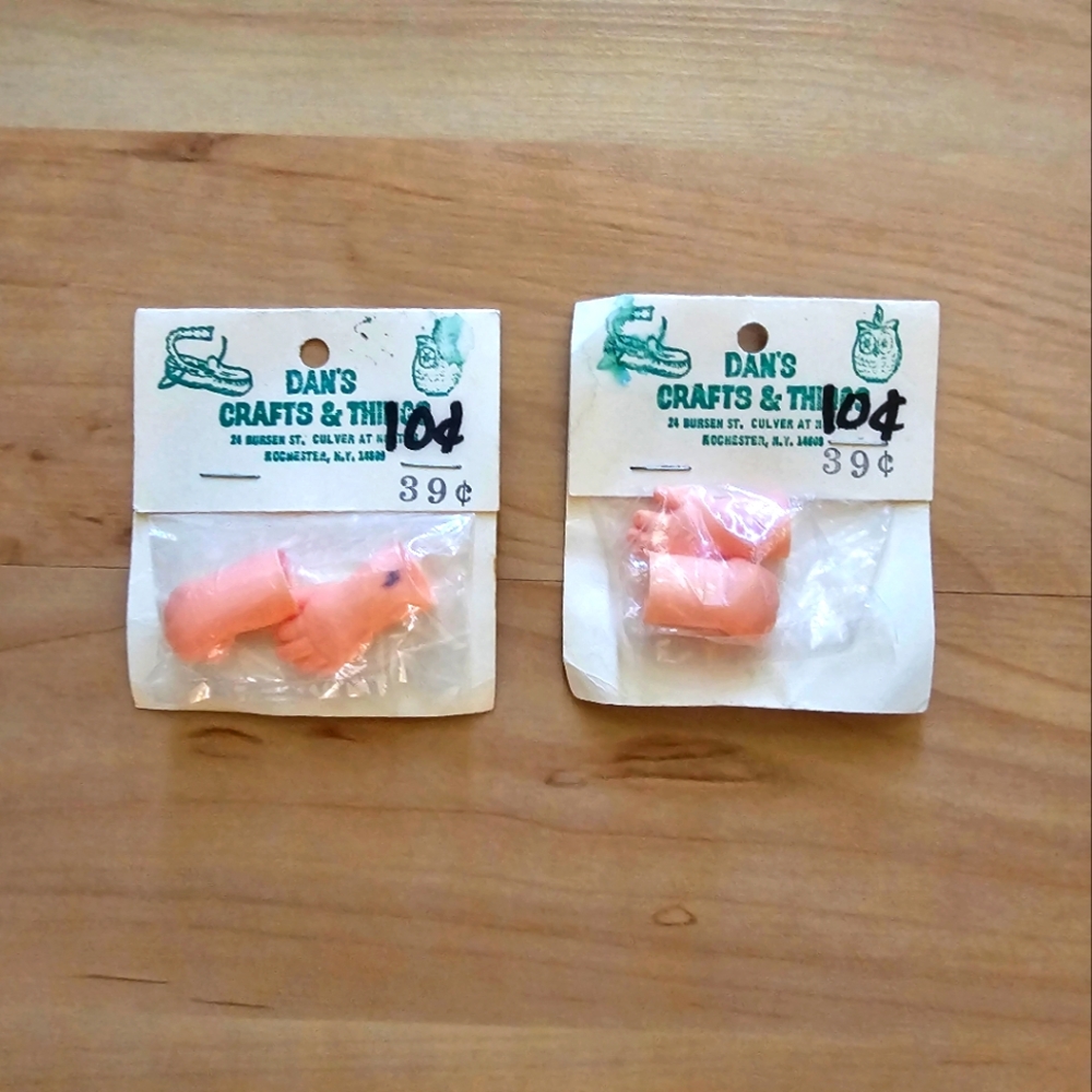 NWT Craft Doll Making Supplies 2 Sets of Hands - Picture 1 of 1